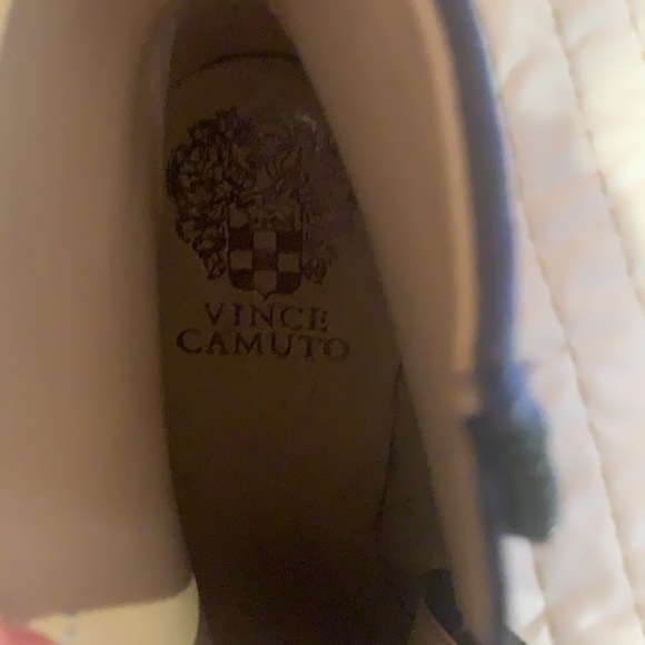 Snake print heeled bootie in dark midnight - Picture 5 of 5